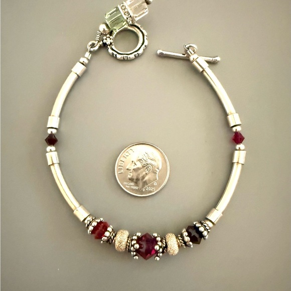 Estate Crystal Sterling Silver Toggle Bracelet
7.75 Inches Long - Picture 3 of 5